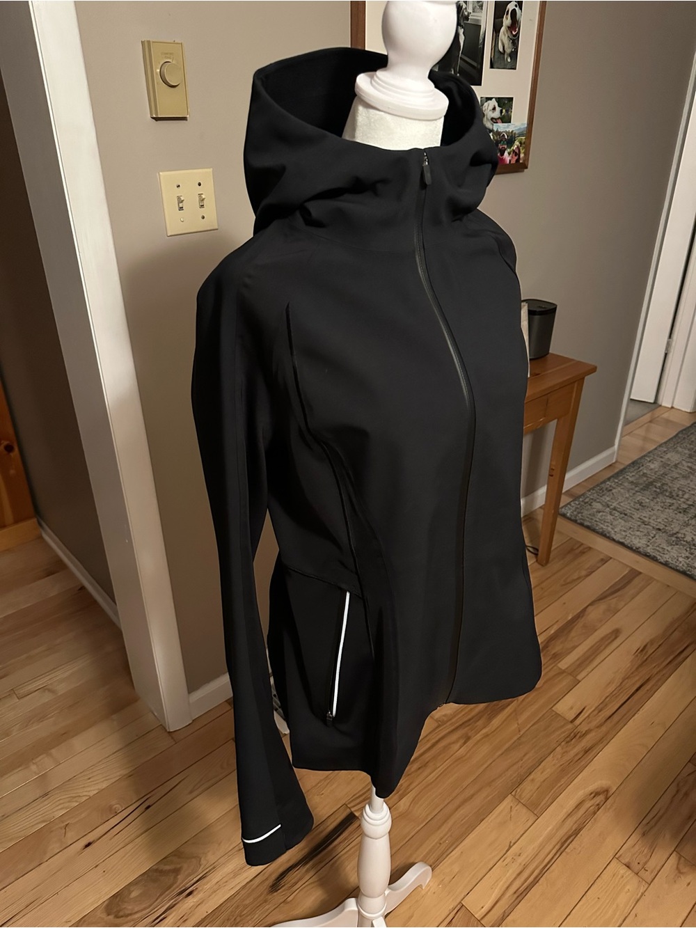 Lululemon Women's cross chill Hooded Softshell Jacket
